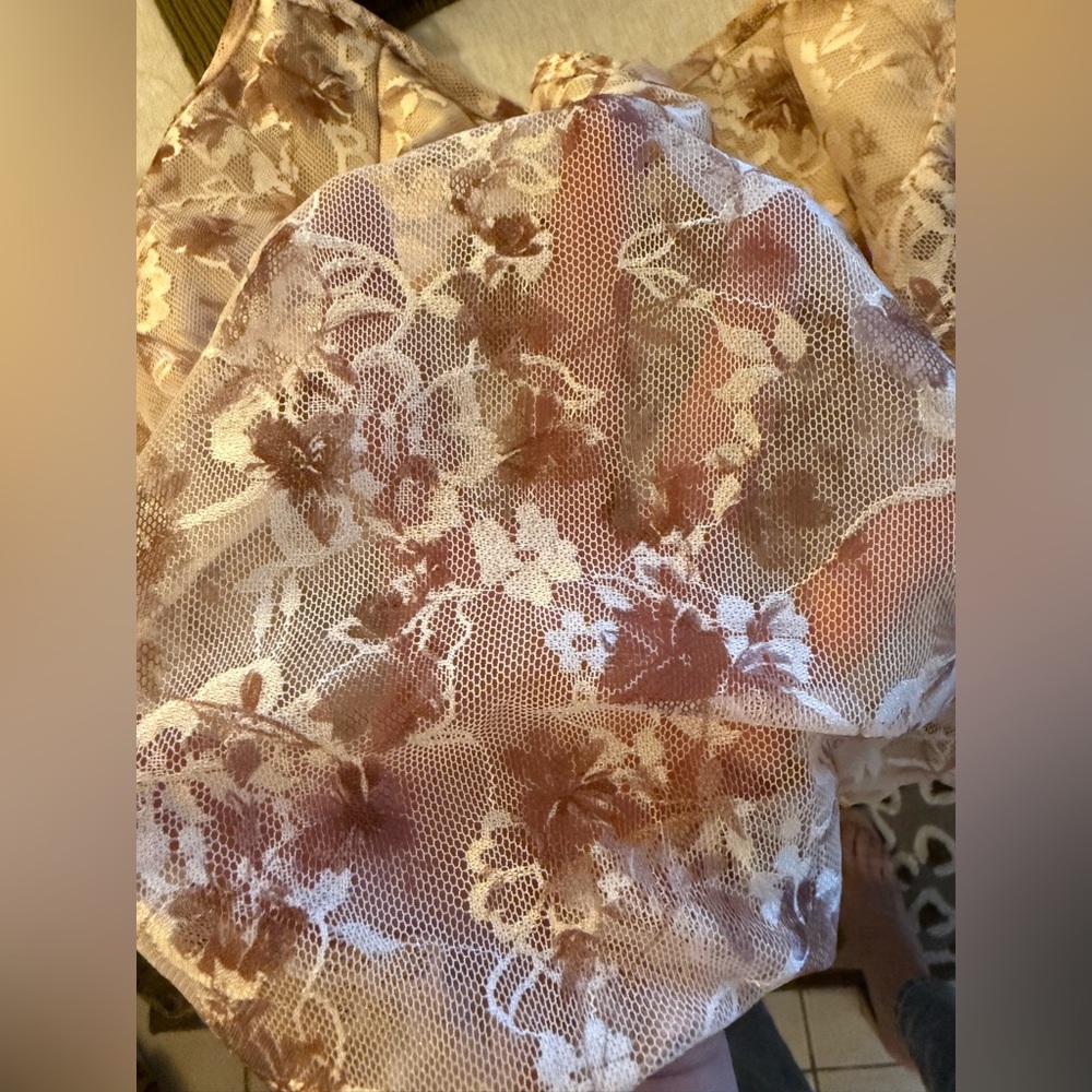 NWOT Floral Lace Cream and Brown Cami Top - Picture 9 of 9